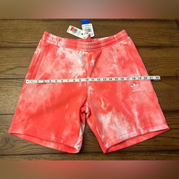 Adidas Essential Shorts Originals 7in Shorts (HE9434) Mens Sz Medium New w/Tags - Picture 1 of 4